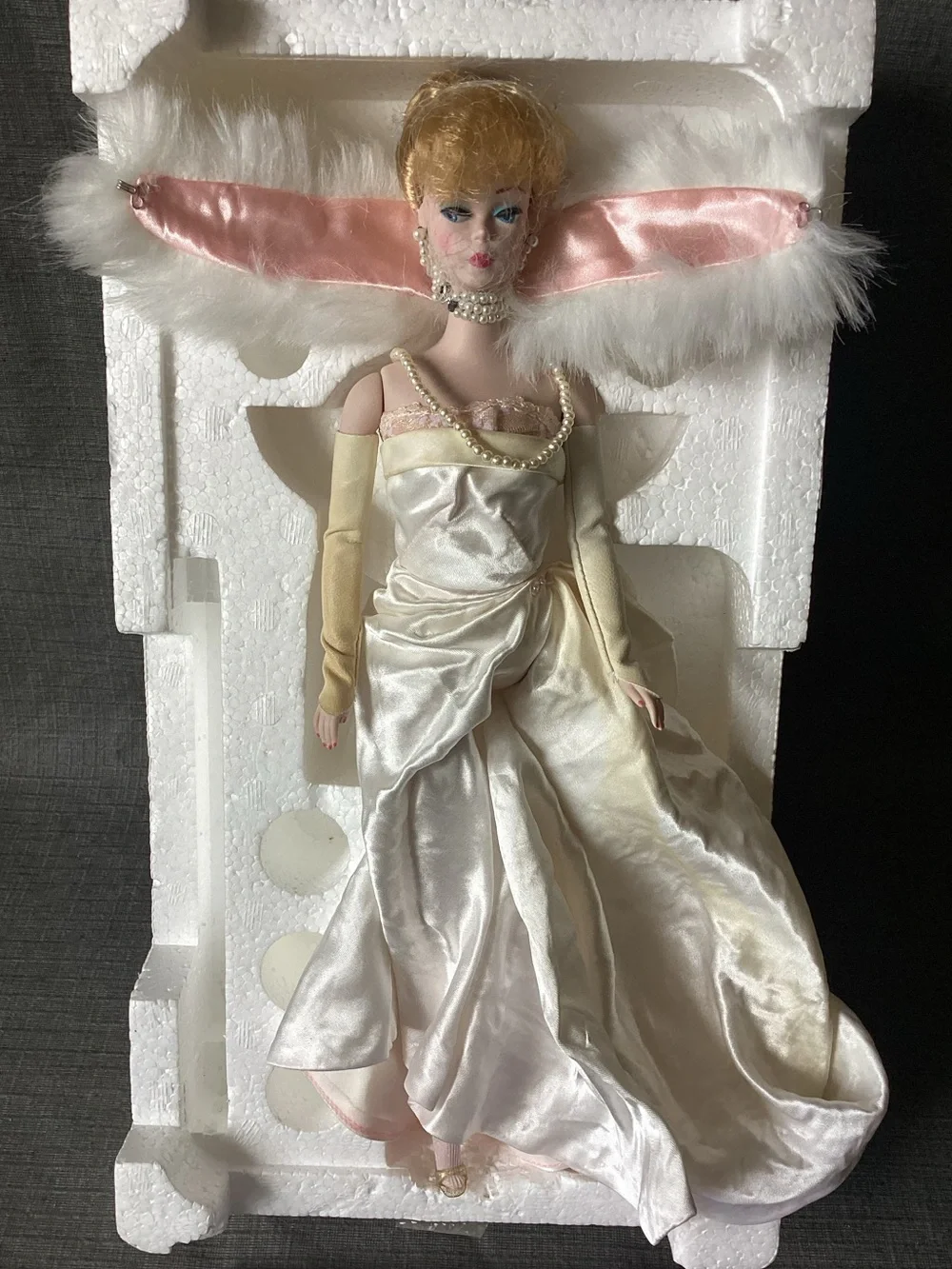 Enchanted Evening 1960 Barbie Porcelain Limited Edition 1986 Mattel  3415 New